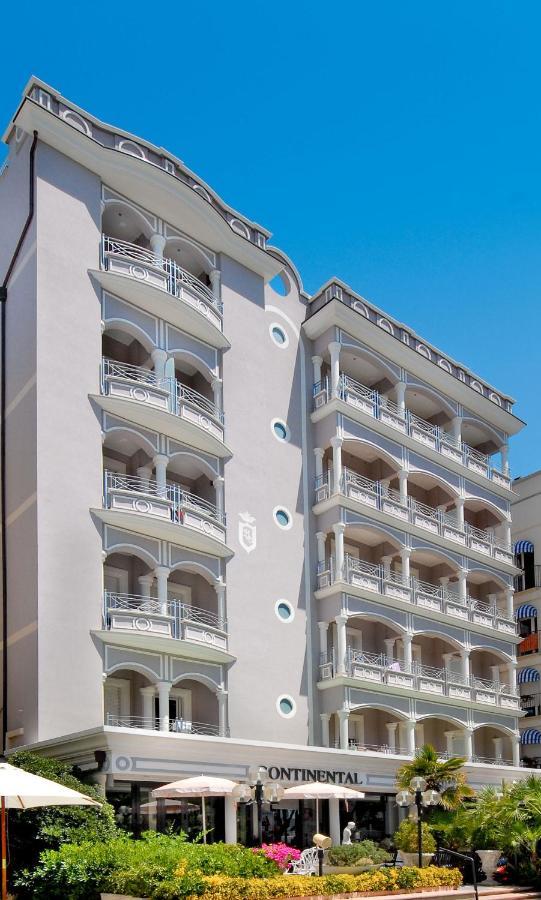 Hotel Continental Cattolica Buitenkant foto