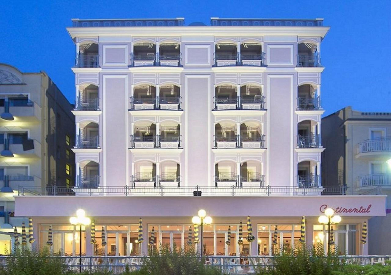 Hotel Continental Cattolica Buitenkant foto